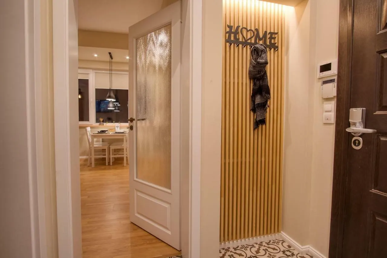 Apartment Audrey By Sofiaspot - Central, Metro To Airport